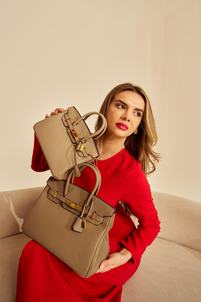 Amo Collection