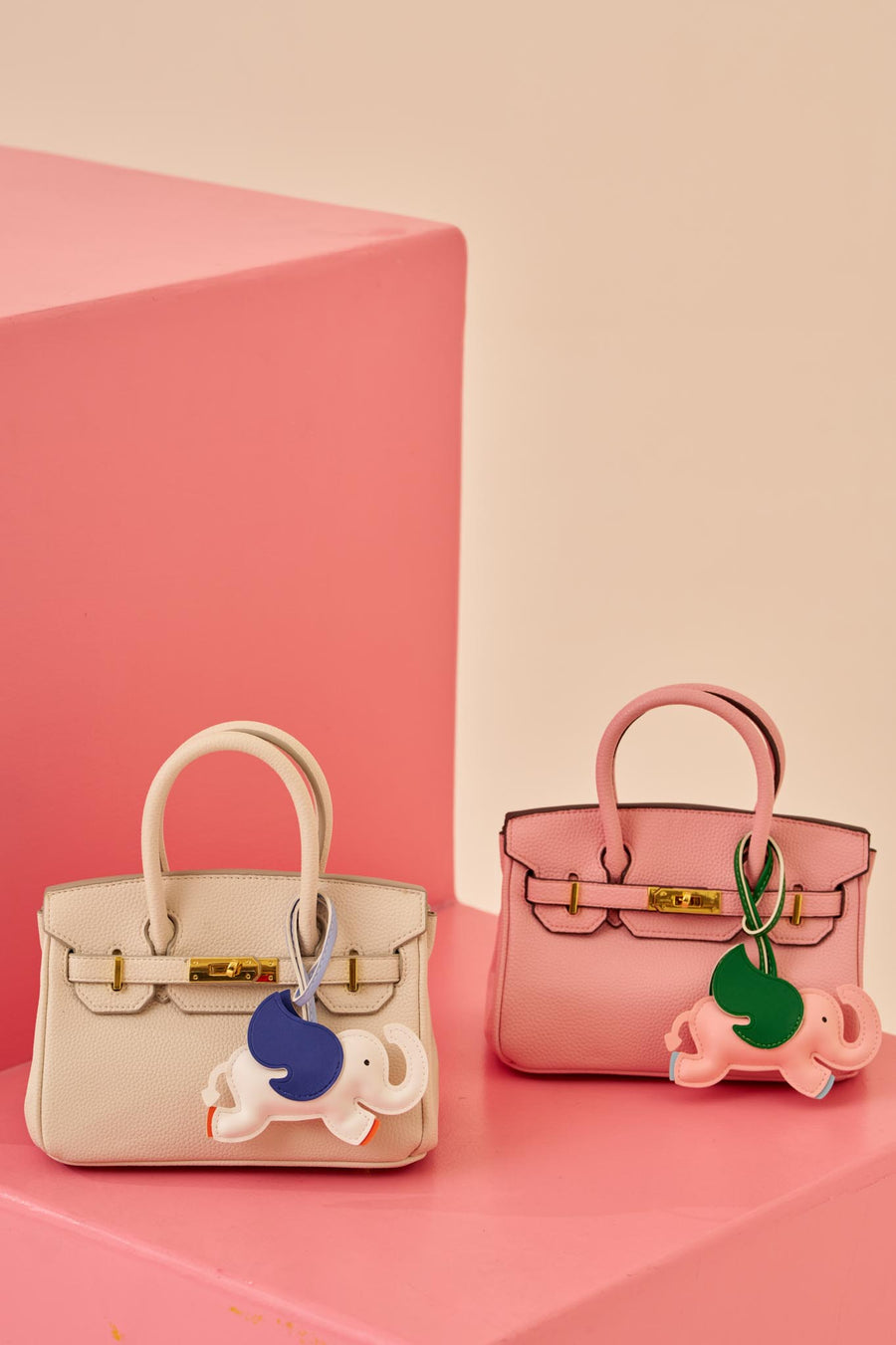 Amo Collection
